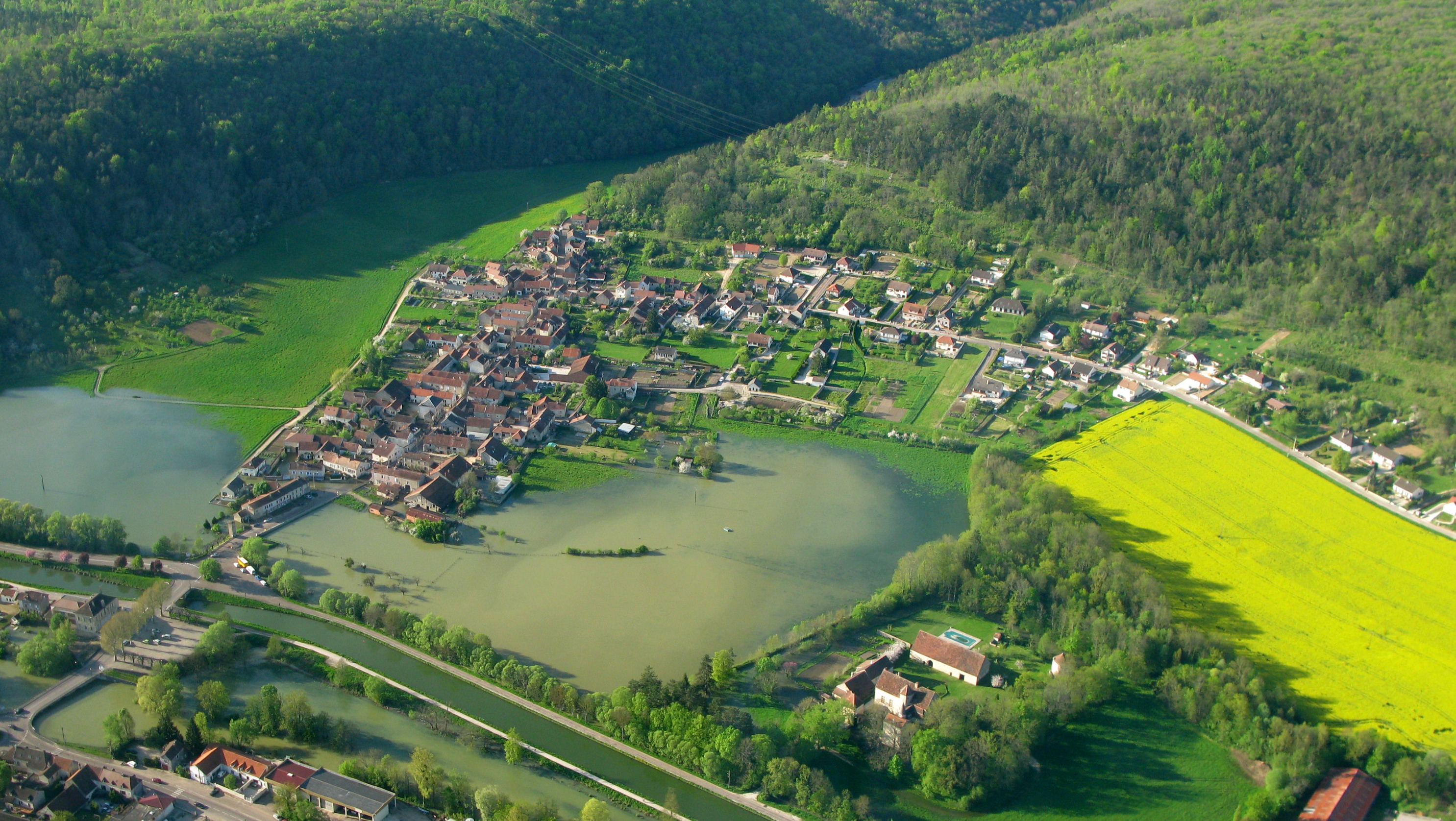 Crue de la Brenne, en mai 2013, à Saint-Rémy en Côte d'Or